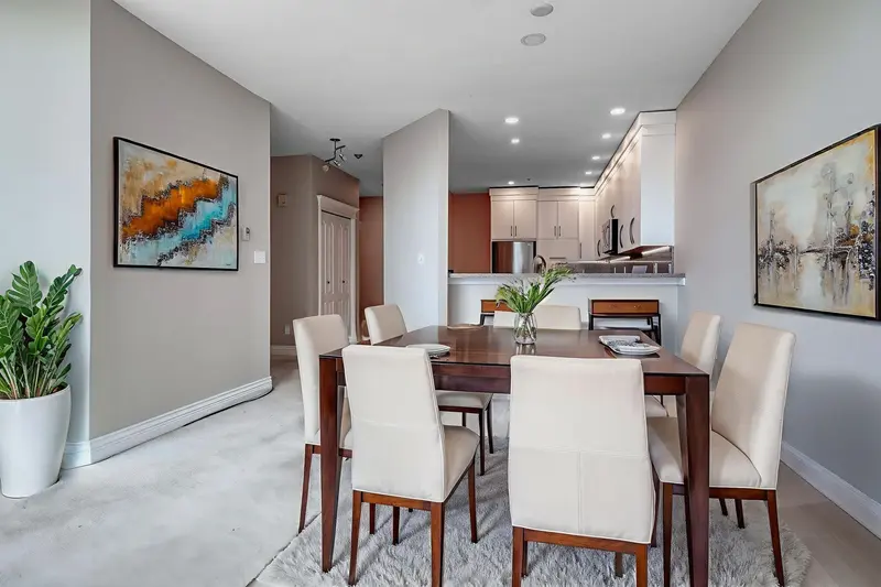 304 4753 W RIVER ROAD - photo 2 of 25