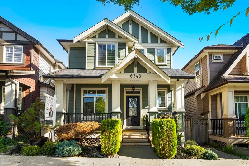 6746 191A STREET - photo 1 of 25