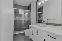 17163 0A AVENUE - thumbnail 10