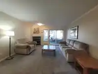 218 1952 152A STREET - thumbnail 6