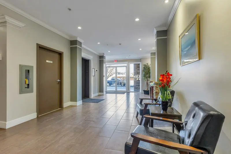 105 33338 MAYFAIR AVENUE - photo 4 of 25