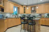 2966 147A STREET - thumbnail 6
