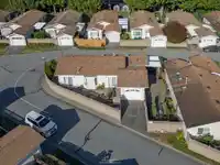 59 1400 164 STREET - thumbnail 1