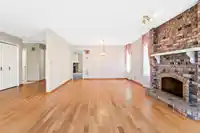 14174 19A AVENUE - thumbnail 5