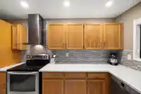 305 1520 VIDAL STREET - thumbnail 19