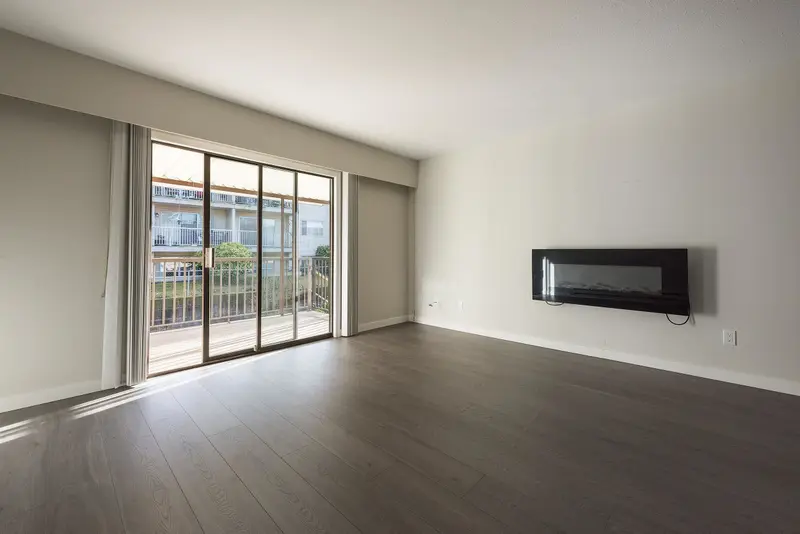 73 32718 GARIBALDI DRIVE - photo 2 of 25