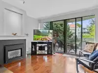 201 1725 MARTIN DRIVE - thumbnail 9