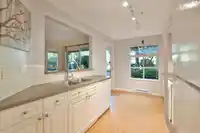 105 15185 22 AVENUE - thumbnail 2