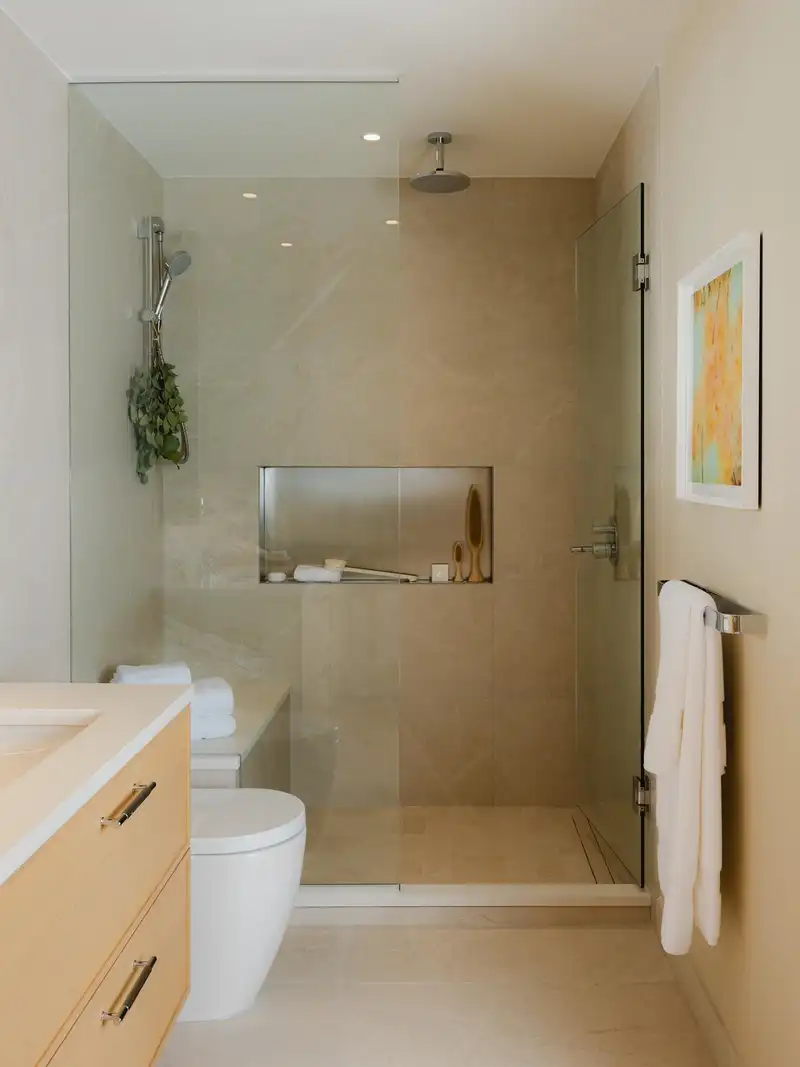 402 1651 128 STREET - photo 4 of 22