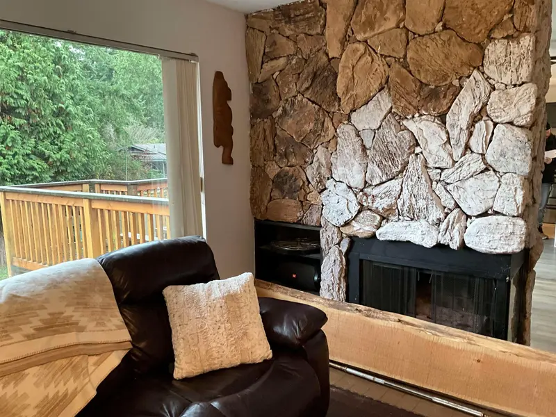 5799 ANCHOR ROAD - photo 4 of 16