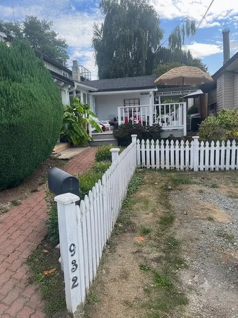 932 HABGOOD STREET - photo 2 of 2