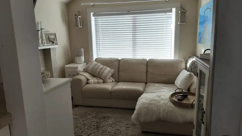 932 HABGOOD STREET - photo 3 of 18