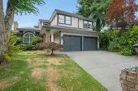 2451 149A STREET - thumbnail 37