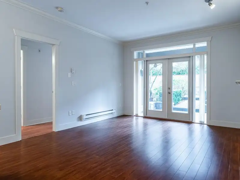 107 15368 17A AVENUE - photo 3 of 24