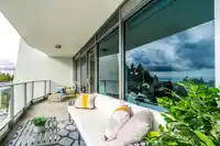 406 1500 MARTIN STREET - thumbnail 11