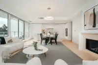 406 1500 MARTIN STREET - thumbnail 5