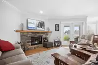 16457 10A AVENUE - thumbnail 16