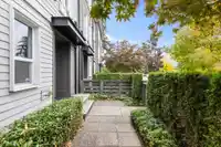 5 15938 27 AVENUE - thumbnail 1