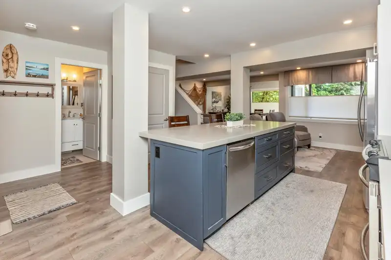 15804 MCBETH ROAD - photo 3 of 35