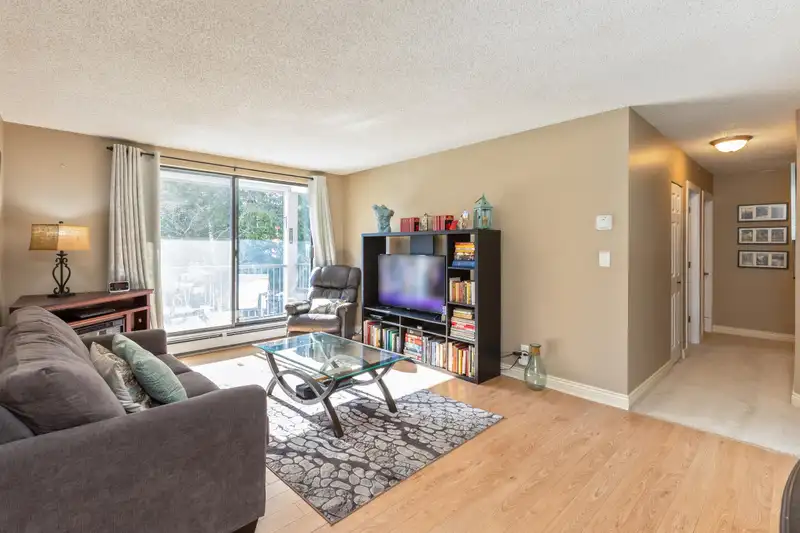 206 1740 SOUTHMERE CRESCENT - photo 1 of 21