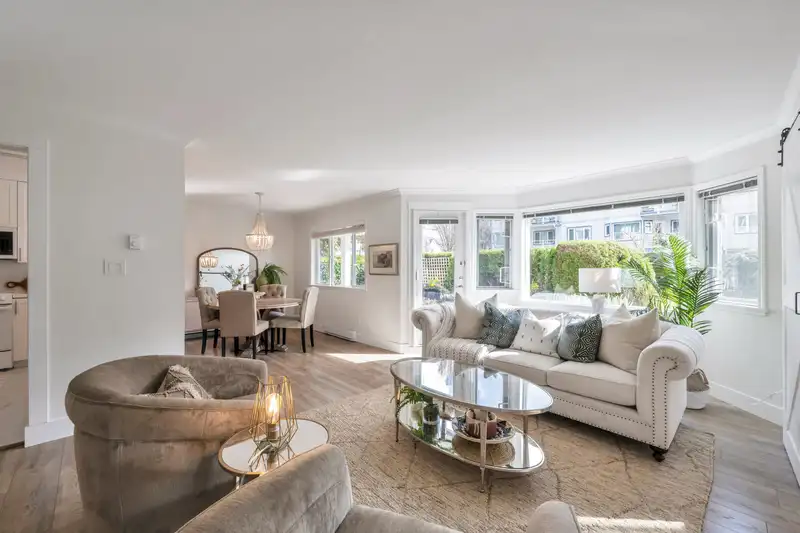 109 13959 16 AVENUE - photo 4 of 35