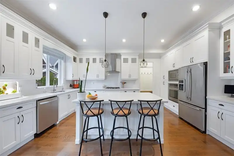 337 171A STREET - photo 2 of 10