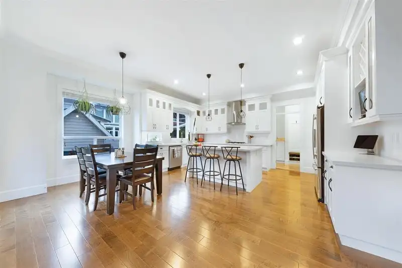 337 171A STREET - photo 3 of 10