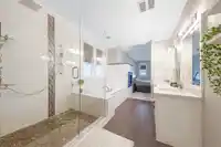 337 171A STREET - thumbnail 9