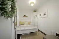 502 14955 VICTORIA AVENUE - thumbnail 32