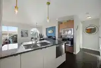 502 14955 VICTORIA AVENUE - thumbnail 8