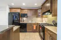 304 15357 17A AVENUE - thumbnail 8