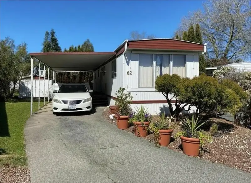 62 1840 160 STREET - photo 1 of 12