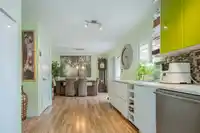 15589 17 AVENUE - thumbnail 12