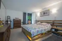 15589 17 AVENUE - thumbnail 16