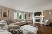 1150 163B STREET - thumbnail 5