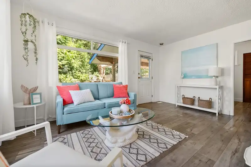 12310 SULLIVAN STREET - photo 4 of 40