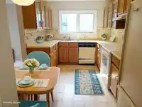 111 1521 BLACKWOOD STREET - thumbnail 4