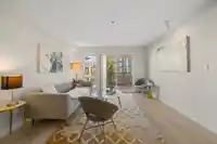 310 15168 19 AVENUE - thumbnail 4