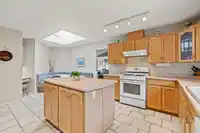 16155 16A AVENUE - thumbnail 8