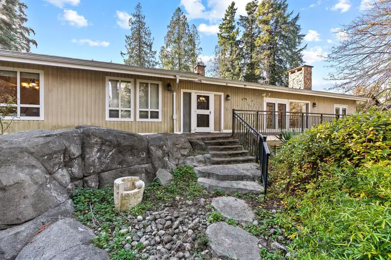 13284 CRESCENT ROAD - photo 4 of 25
