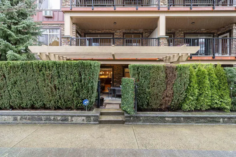 169 8328 207A STREET - photo 4 of 25