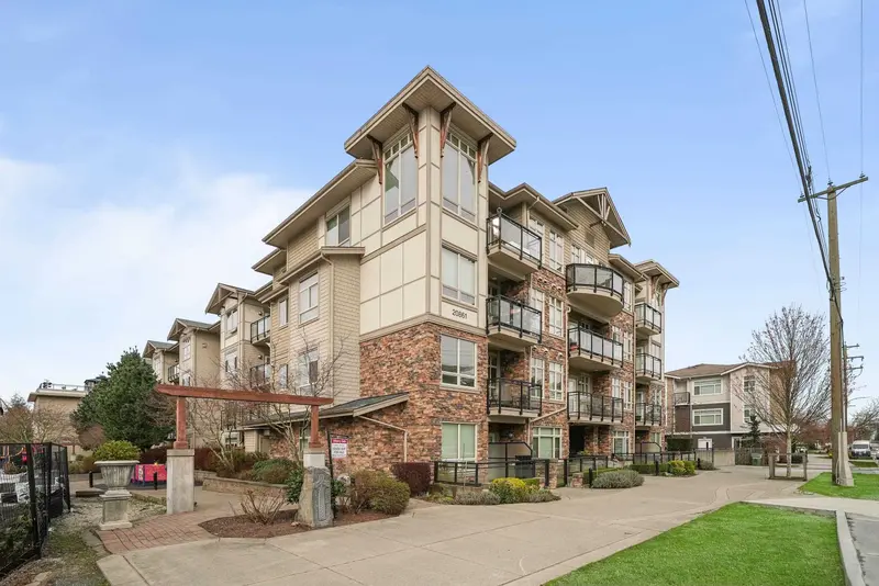 203 20861 83 AVENUE - photo 1 of 25