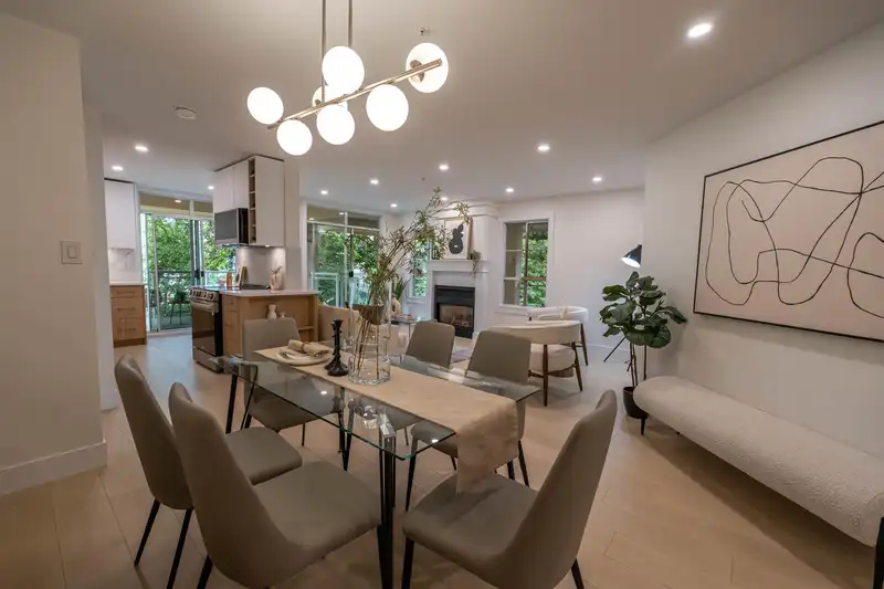 314 15185 22 AVENUE - photo 1 of 36