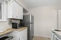 13750 BLACKBURN AVENUE - thumbnail 7