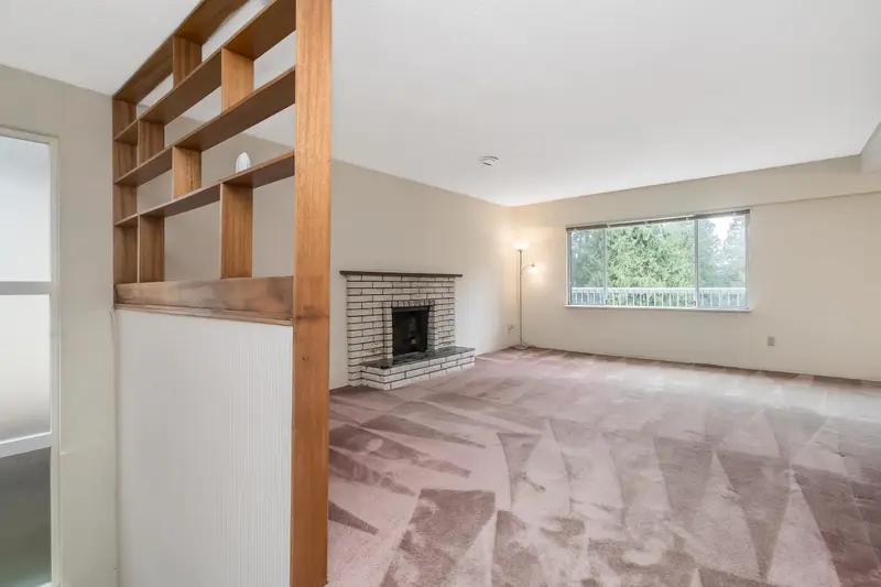 8228 WEDGEWOOD STREET - photo 4 of 25