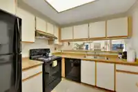 208 15275 19 AVENUE - thumbnail 3