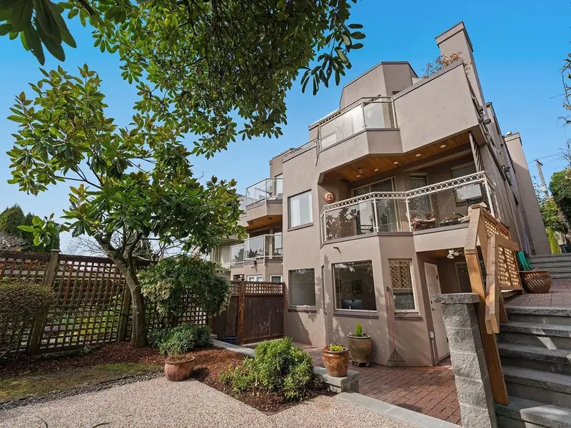 2317 BELLEVUE AVENUE - photo 2 of 25