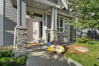 16537 25 AVENUE - thumbnail 2