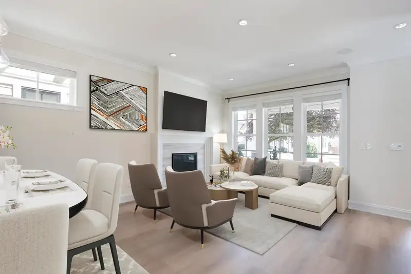 12951 15A AVENUE - photo 4 of 31