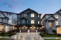 102 1820 165A STREET - thumbnail 1